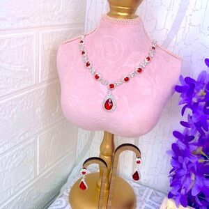 🌹 Silver Toned Ruby Red & White Rhinestone Teardrop Jewelry 2 Pc Set 🌹 NWT